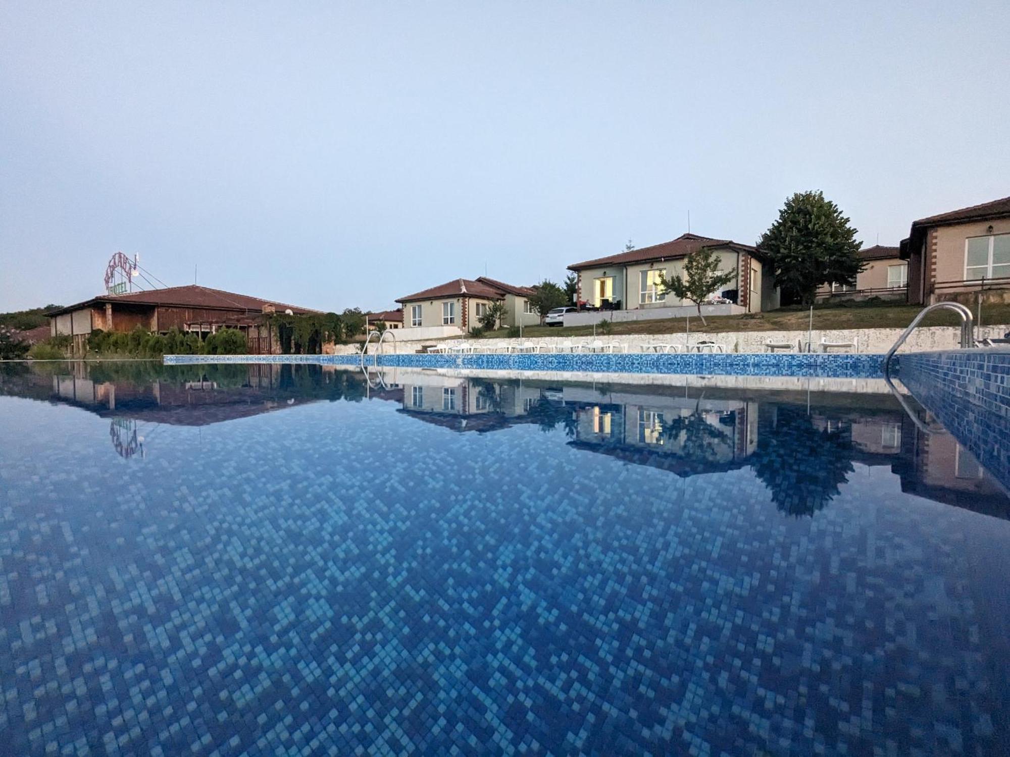 Villa Emine Banya  외부 사진